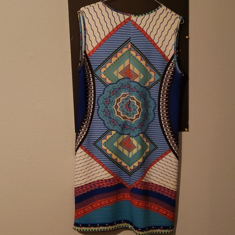 Women dress - Picture 7 of 7